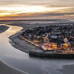 Hébergement de vacances Les Cigognes De La Reserve *