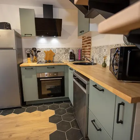 Les Cigognes De La Reserve Holiday home Grand-Laviers