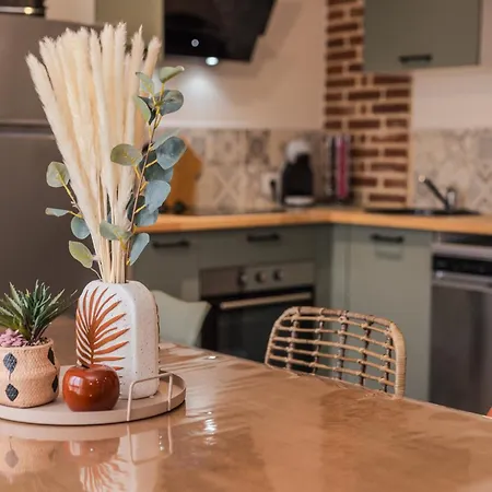 Les Cigognes De La Reserve Holiday home Grand-Laviers